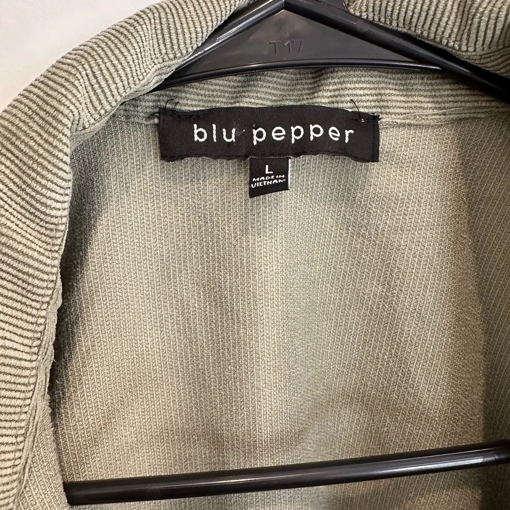 Green Ribbed Cropped Jacket - Picture 5 of 5